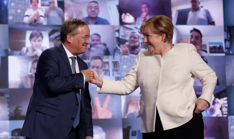 德國現任梅克爾（右起）接班人拉謝特領導的基民盟，目前選舉結果不盡如人意。   圖：翻攝自基民盟臉書