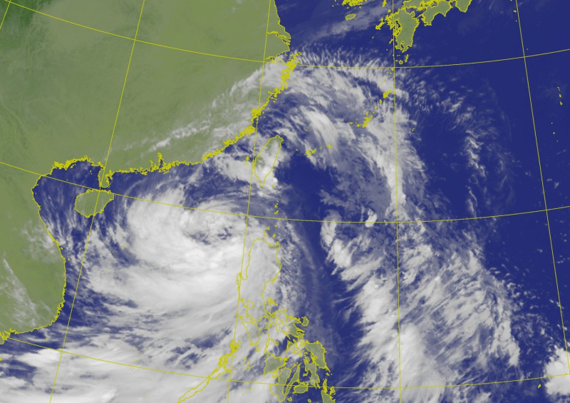 受到圓規颱風外圍環流影響，今日部分地區宣布停班停課。   圖：中央氣象局／提供