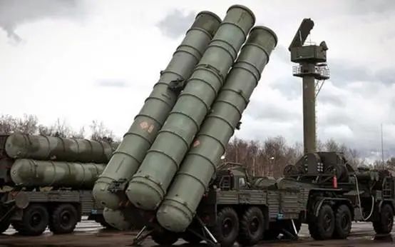 印度購買了大量的俄羅斯 S-400 導彈。   圖 : 翻攝自環球網
