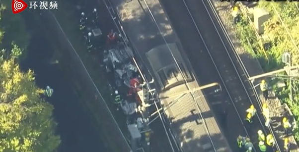 日本千葉市發生列車與汽車相撞事故。   圖 : 翻攝《環球網》