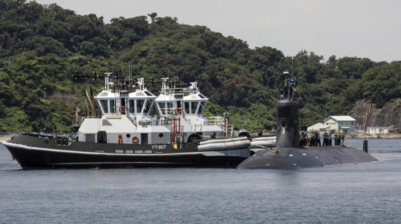 美軍「海狼級」(Seawolf class)核動力攻擊潛艦「康乃狄克號(SSN-22)」。圖為今年7月31日「康乃狄克號」進入日本橫須賀港。   圖：翻攝美國海軍官網