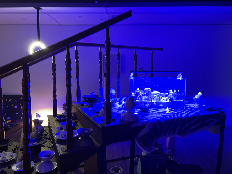 透過全台第一個自動式導覽系統，引導觀眾進入劇情中。   圖：新北市文化局提供