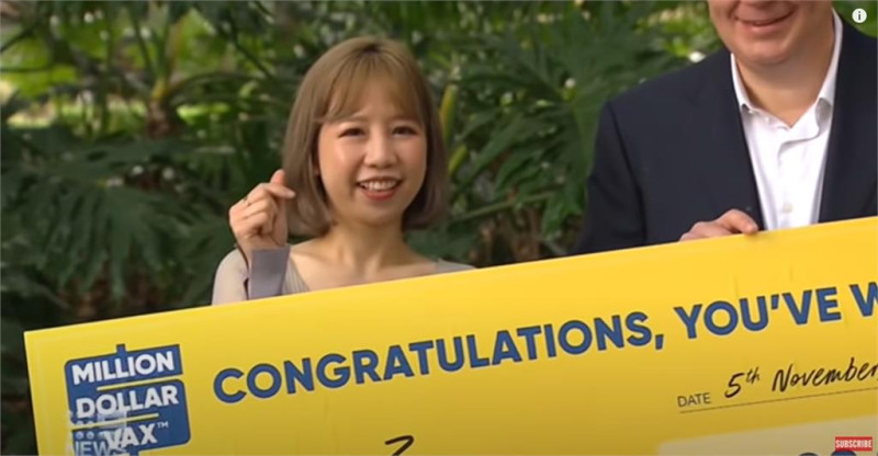 一名 25 歲的中國籍女學生喬安（Joanne Zhu）在打完兩劑新冠疫苗後，幸運成為百萬澳元（約新台幣 2,000 萬元）得主。   圖 : 翻攝自 9 News Australia Youtube