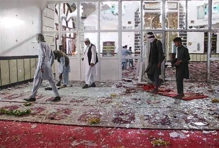阿富汗東部楠格哈爾省（Nangarhar）今天下午傳出清真寺爆炸事件。   圖：翻攝自推特