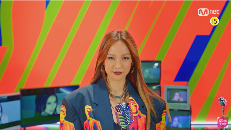 今年《MAMA》找來李孝利擔任主持人，這是該典禮開辦以來首位女主持人。   圖：翻攝自YouTube/Mnet K-POP