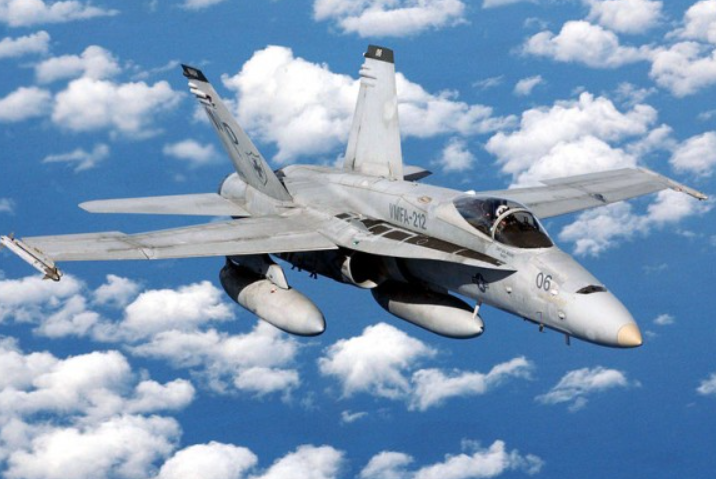 美國F / A-18C戰機。   圖 : 翻攝自維基百科
