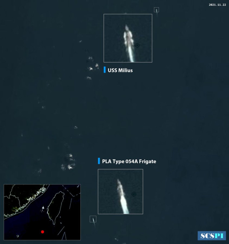 中國半官方性質智庫丶北京大學「南海戰略態勢感知計劃平台」(SCSPI)發布海上衛星圖像，稱美艦後有解放軍「054A」飛彈護衛艦跟隨。   圖：翻攝SCS Probing Initiative推特