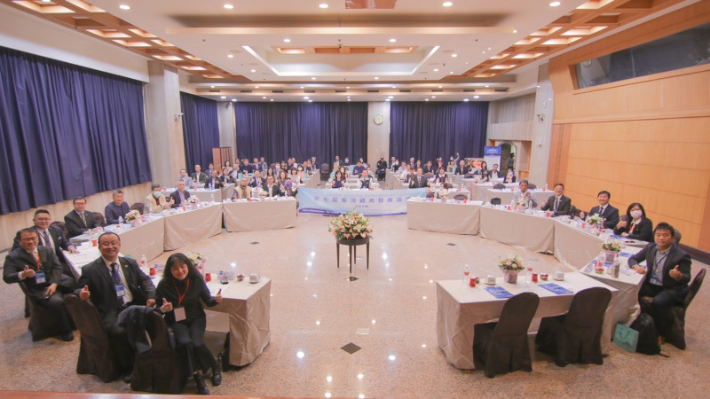 第七屆台灣觀光發展論壇「與疫共舞」論壇在台中舉行。   蔡其昌辦公室/提供