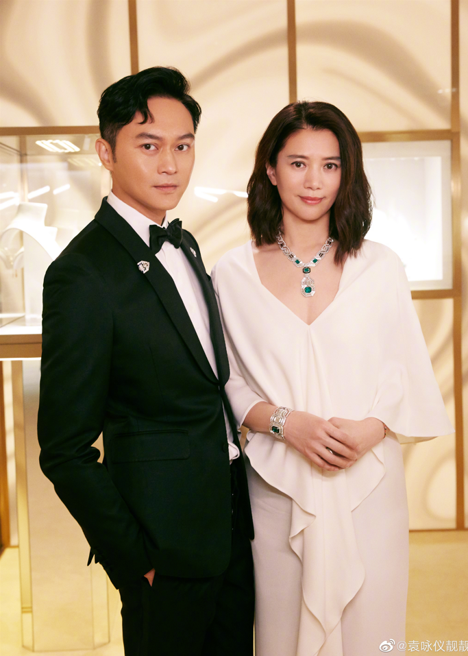 港星袁詠儀與張智霖結婚20年，兩人育有15歲的兒子。   圖：翻攝自微博