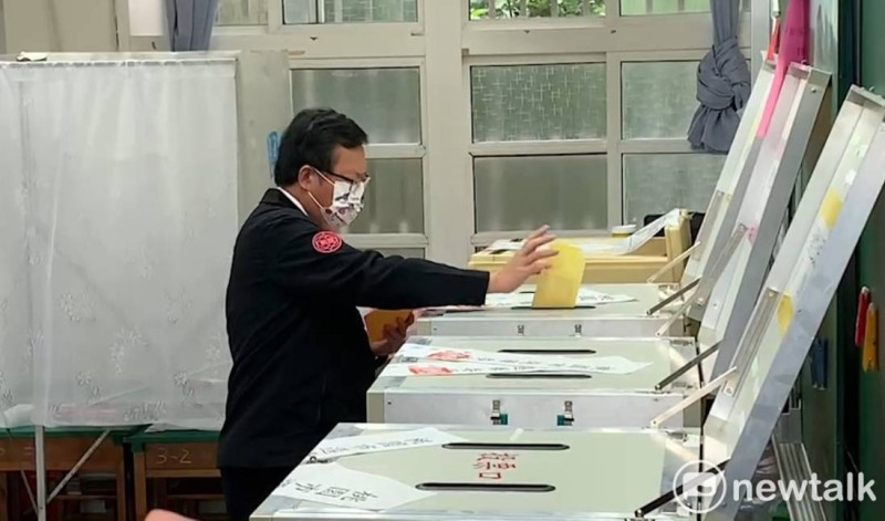 鄭文燦認為，公投結果讓台灣可以走出反覆爭辯的泥沼。   圖：林昀真/攝（資料照）