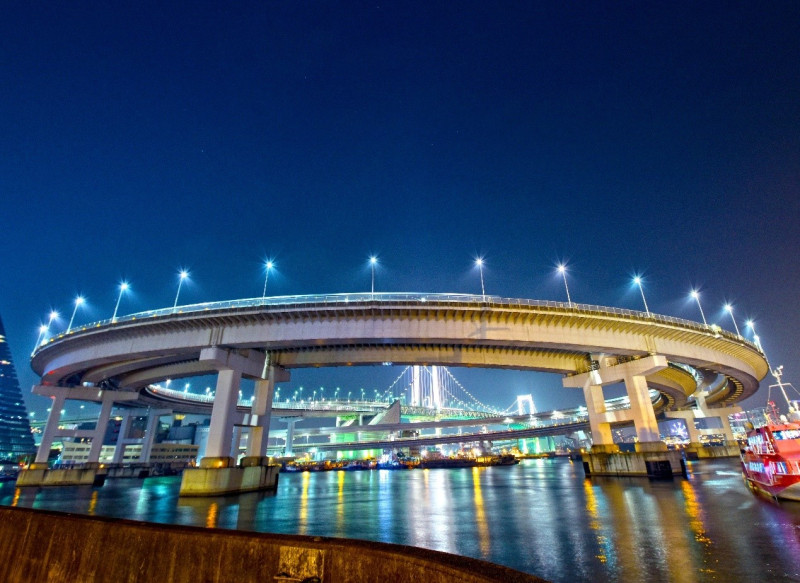 台場彩虹橋是旅人們到東京一定會造訪的景點。   圖：東京觀光事務所台灣辦事處／提供