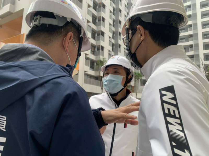 侯友宜視察土城員和社宅。   圖：新北市城鄉局提供