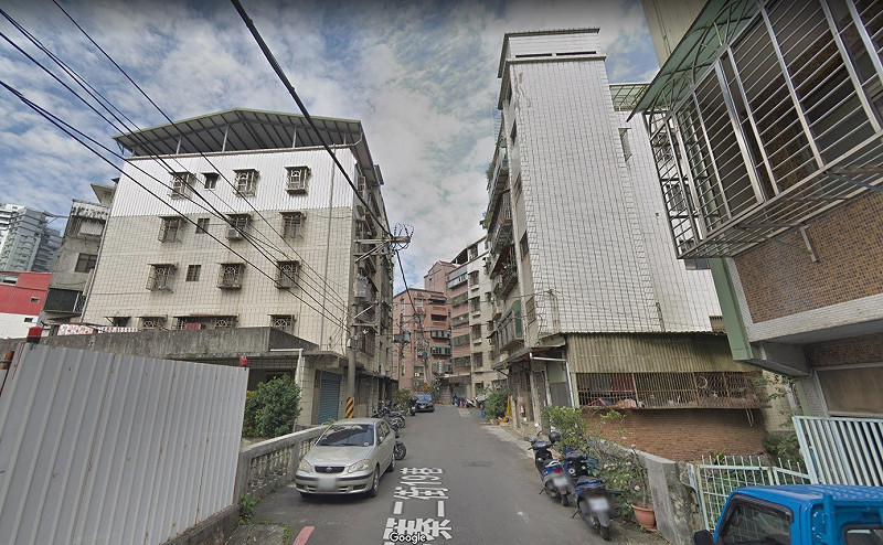 706地號及717地號拆除前。 圖:新北市都更處提供
