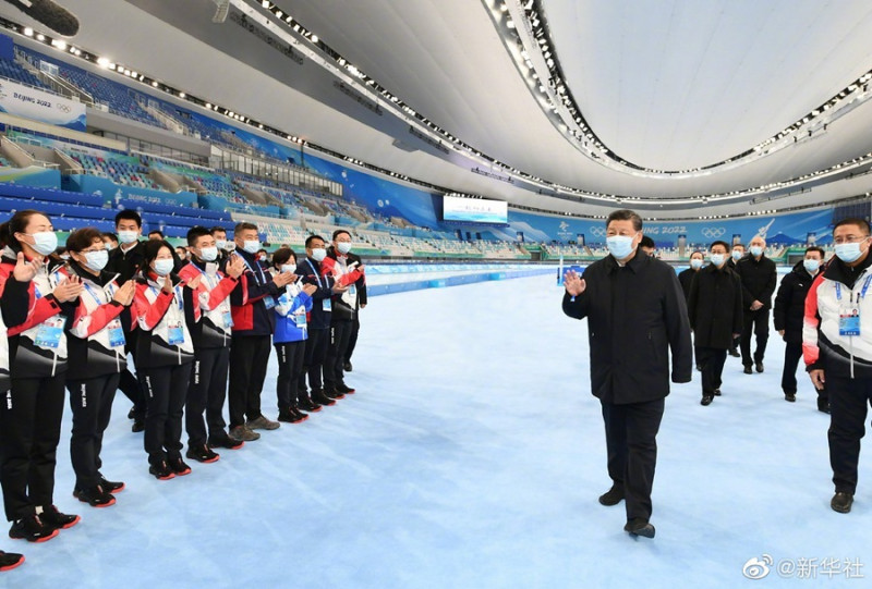 北京冬奧下個月4日即將登場，圖為日前習近平視察北京冬奧場館。   圖 : 翻攝新華社（資料照）