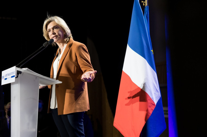 共和黨候選人佩克雷斯可能成為法國第一位女總統   圖：翻攝自佩克雷斯推特
