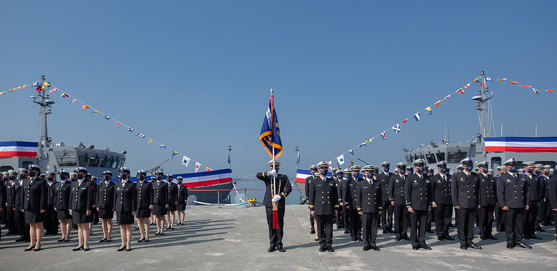 海軍一九二艦隊第一、二布雷艇中隊成軍典禮。   圖：總統府提供