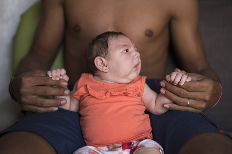 茲卡病毒已在1日被WHO判斷達到國際公共衛生緊急關注事件，感染茲卡病毒的孕婦可能生下小頭症嬰兒。   圖：達志影像/美聯社資料照片