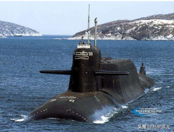 俄國海軍核動力潛艦。   圖 : 翻攝自頭條 / 科羅廖夫