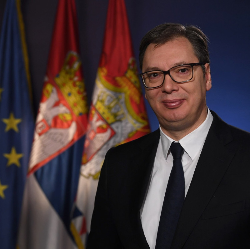 塞爾維亞總統武契奇（Aleksandar Vucic）表示一架疑似屬於北約國家的戰鬥機「利用」塞爾維亞民航飛機，進入了俄羅斯領空。   圖：翻攝自武契奇臉書