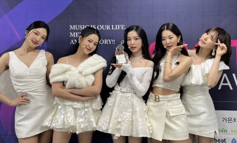 Red Velvet 昨日參加了《第11屆GAONCHART MUSIC AWARDS 2021》。   圖：翻攝自IG