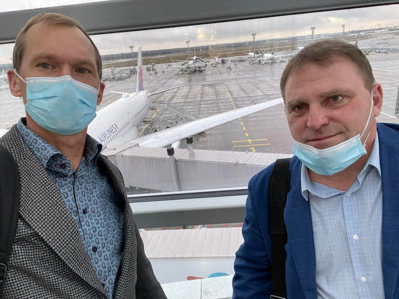 愛沙尼亞國會友台小組主席楊森（左）在臉書上哀悼愛沙尼亞國會議員、友台小組成員馬迪斯・米林（Madis Milling）（右）。   圖：擷取自Jüri Jaanson臉書