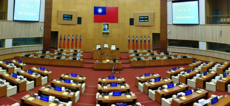 屏東縣議會的議員席次是否能維持55席受到關注   圖/截自屏東縣議會直播