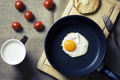 大阪大學與日本國立癌症研究中心小組4日發佈研究調查顯示，幾乎不吃早餐的人罹患中風的風險比早餐正常的人高出1.18倍。   圖:翻攝健康報報網站