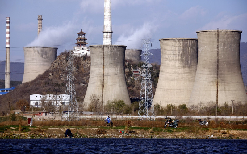 位於北京的燃煤廠。   圖：達志影像/路透社資料照片