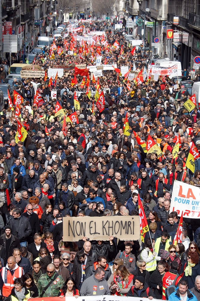 法國各地9日串聯發起大遊行，抗議《勞動法》改革法案傾向保護雇主，全國約有200場遊行。   圖片來源：達志影像/美聯社