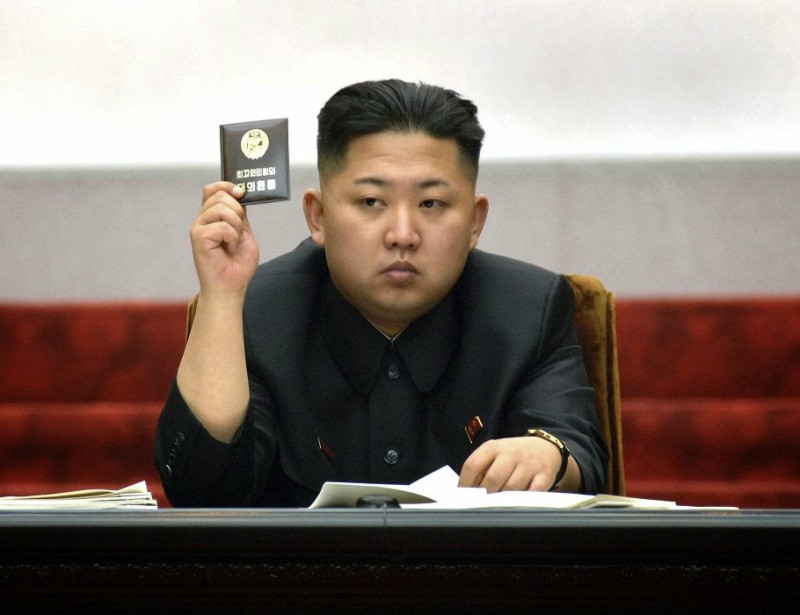 根據朝鮮中央通訊社報導，朝鮮國防委第一委員長金正恩(圖)在指導「固體燃料火箭」試驗時表示，這是永遠難忘的一天、歷史性的時刻。   圖:達志影像/美聯社資料照片