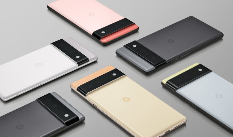 最快今年年底Google將推出首款摺疊機Pixel Notepad，其定價約1400美元。(示意圖：Google Pixel 6)   圖：取自Google官方部落格