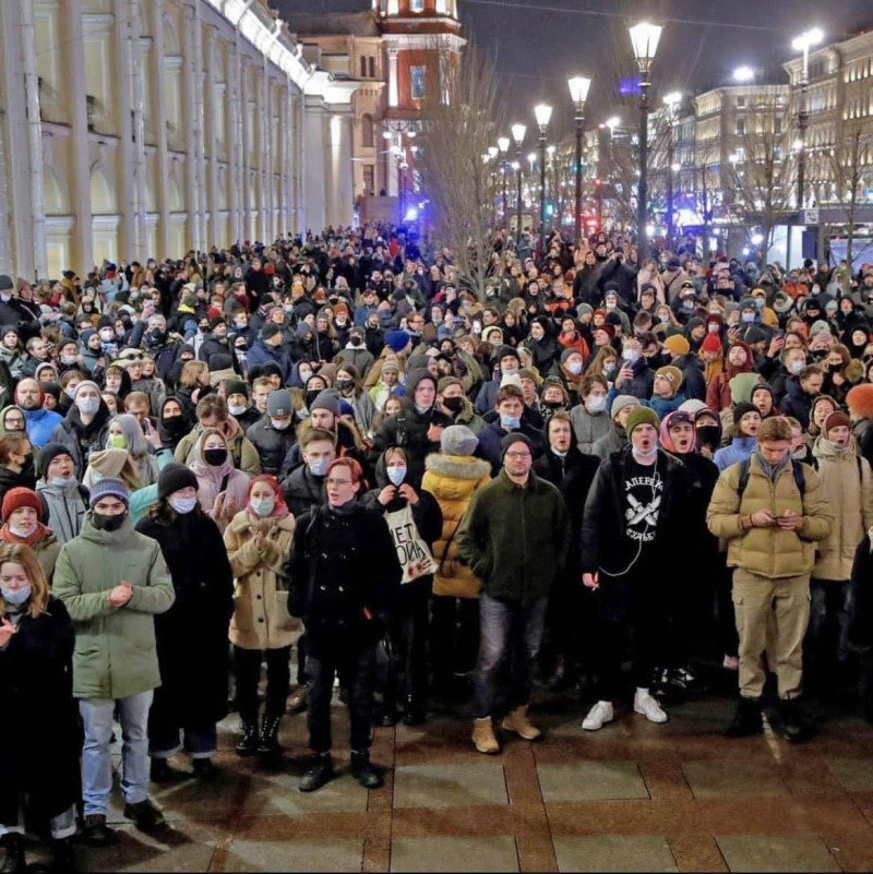 俄羅斯民眾街頭反戰運動。   圖：翻攝自推特 