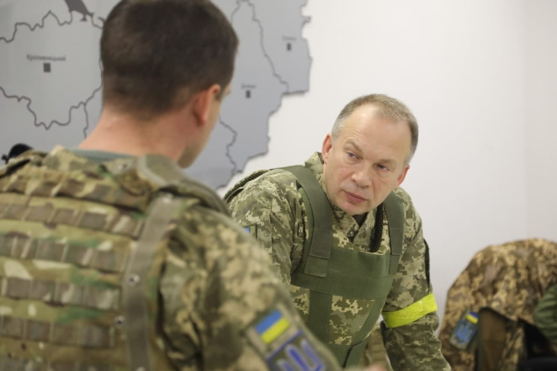 俄烏雙方仍在巴赫穆特激戰，烏克蘭陸軍上將瑟爾斯基 (Oleksandr Syrskyi)表示，俄軍在該地失去大量兵力，烏克蘭將藉此發起大規模反攻。   圖：翻攝自烏克蘭武裝部隊推特(資料照)