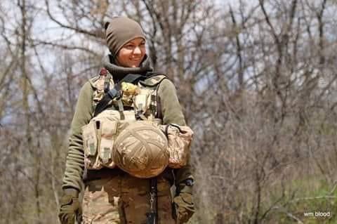 烏克蘭「國民女兵」茨維拉（Iryna Tsvila）在阻擋俄軍裝甲部隊時戰死。   圖:IAPonomarenko推特
