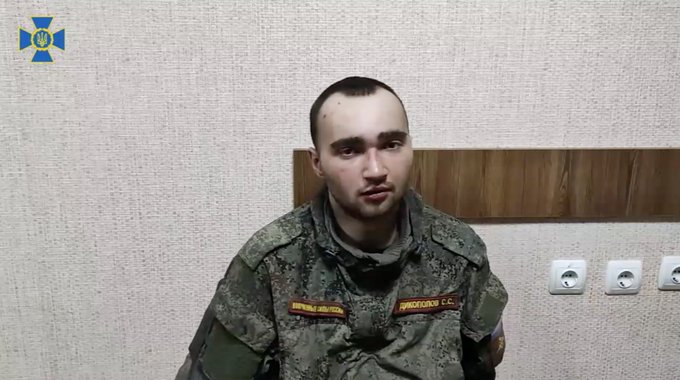 俄軍戰俘指稱，上級告訴他們，澤連斯基已經投降。   圖：СБ України推特