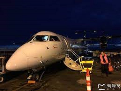 一架載有俄羅斯人的客機被扣押在加拿大北部的耶洛奈夫機場。(示意圖)   圖 : 翻攝自 KK News