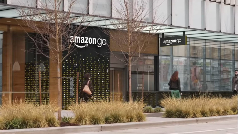 amazon即將關閉68家實體零售店。   圖：翻攝自amazon YouTube