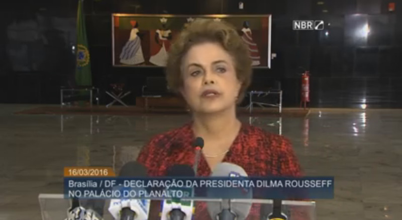 巴西總統羅賽芙宣布任命前總統魯拉為幕僚長，消息一出，群情譁然。   圖：翻攝TV NBR