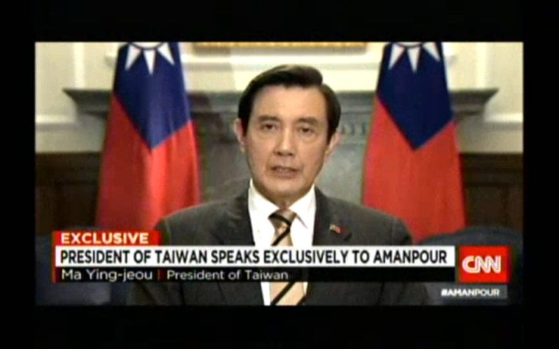 馬英九總統接受美國CNN連線專訪時表示，馬習會上，他與中國國家主席習近平都非常瞭解，「海峽兩岸目前並沒有進行統一的條件。」   圖：翻攝自CNN