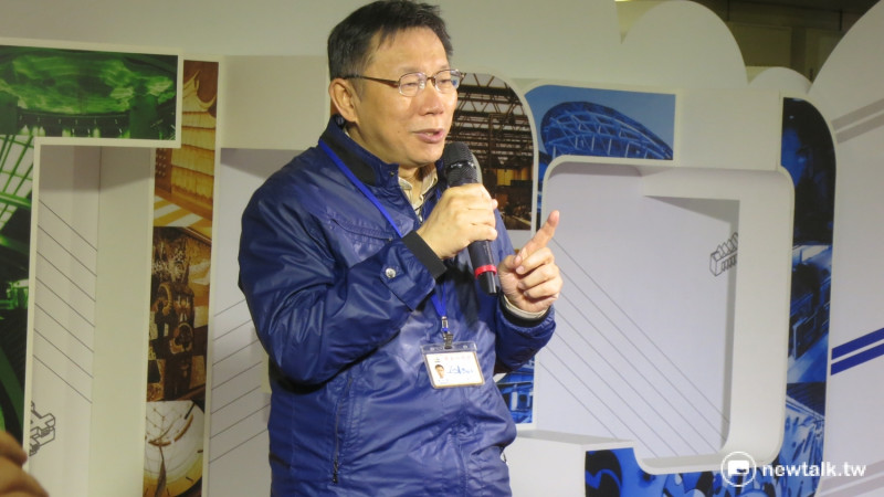 台北市長柯文哲28日上午出席北捷20週年記者會，他表示，未來會與新政府就各市捷運工程局與捷運公司的問題，召開論壇進行討論。   圖：呂佳峻/攝