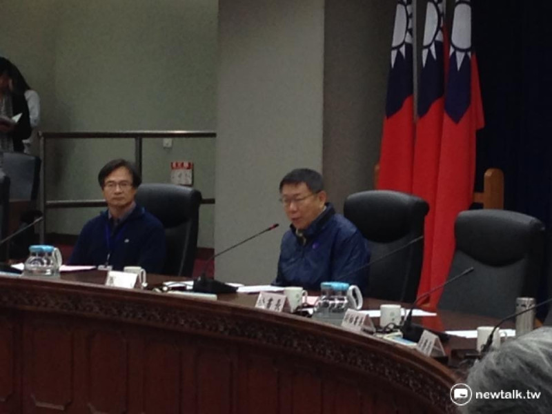 針對接連發生兇案，台北市長柯文哲30日表示，國小、幼兒園將列為警察巡邏重點。   圖：呂佳峻/攝
