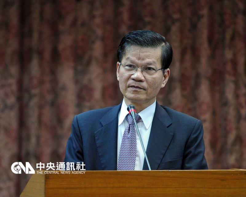 中研院長翁啟惠在書面報告裡3度向國人致歉。   圖：中央社資料照片