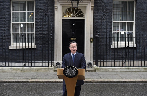 英國首相卡麥隆強調，自己目前住在唐寧街10號，只擁有1個房產。   圖：達志影像/路透社資料照片