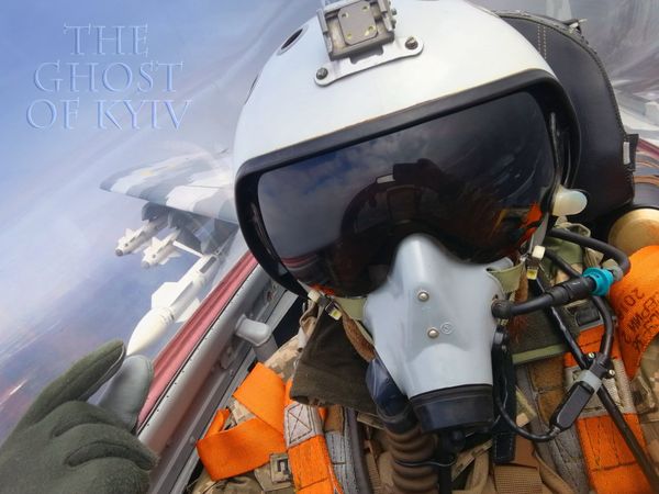烏克蘭發布傳說中的王牌飛行員「基輔之鬼」飛行員真身照片。   圖：翻攝烏克蘭國防部推特