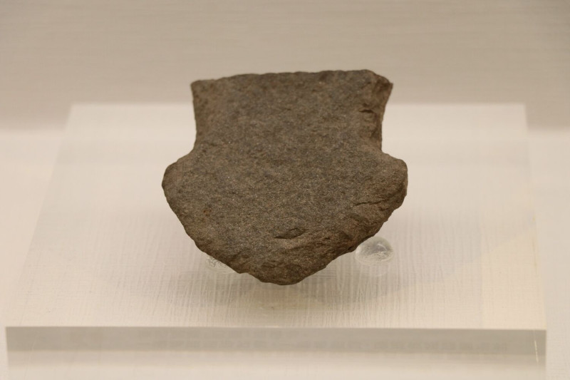 巴圖形石器在許多太平洋地區被視為重要的器物。   圖：十三行博物館提供