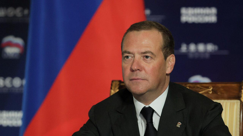 俄羅斯前總統梅德韋傑夫（Dmitry Medvedev）警告，如果烏克蘭發動與試圖奪回克里米亞有關的嚴重攻勢，俄羅斯將可能使用核武。   圖：翻攝自梅德韋傑夫推特（資料照）