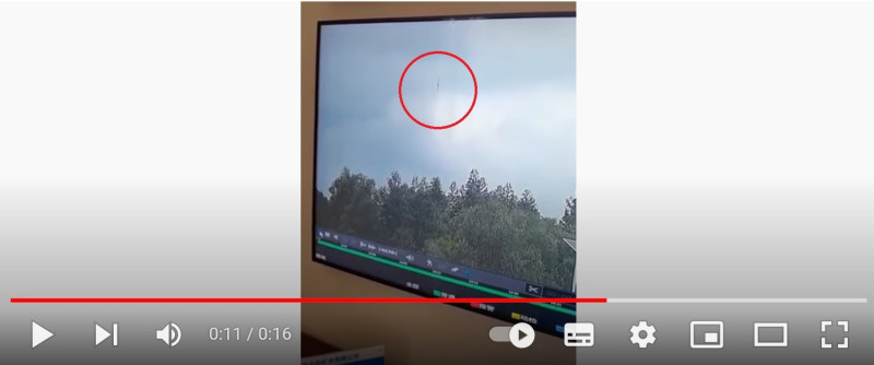中國東方航空由昆明飛往廣州的波音737客機，於廣西梧州上空失聯並墜毀。最後影像機頭朝下、筆直俯衝，迅速墜毀山林。   圖：YouTube/ Ks C頻道截圖