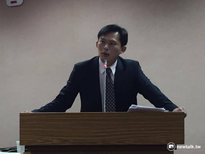 時代力量立委黃國昌15日表示，他接獲民眾陳情有50多名台灣人在馬來西亞可能被遣送到中國。   圖：新頭殼資料照片