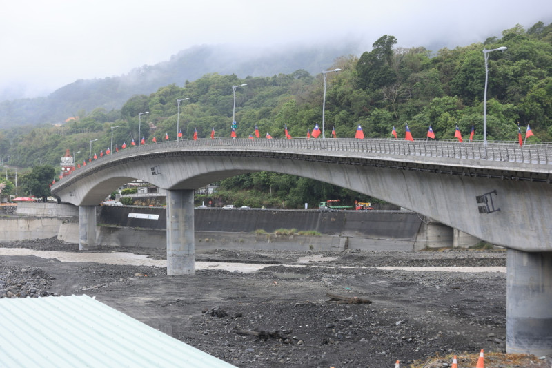 寶來一橋改建工程完工啟用。   圖：高雄市政府提供