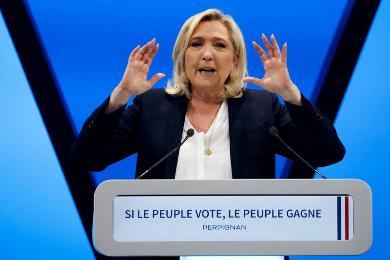 極右派法國總統候選人勒龐（Marine Le Pen）日前被指控挪用了約 62 萬歐元的歐盟資金。   圖：達志影像/路透社